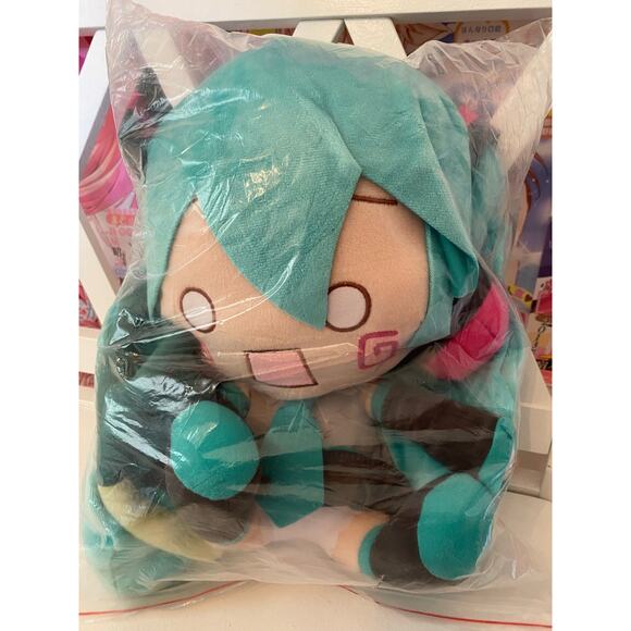 Official Hatsune Miku Stunned Face w/ Leek/Green Onion Plush SEGA - Picture 4 of 8